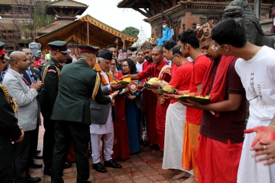 राष्ट्रपति पौडेलद्वारा कृष्णमन्दिरमा पूजाआराधना 